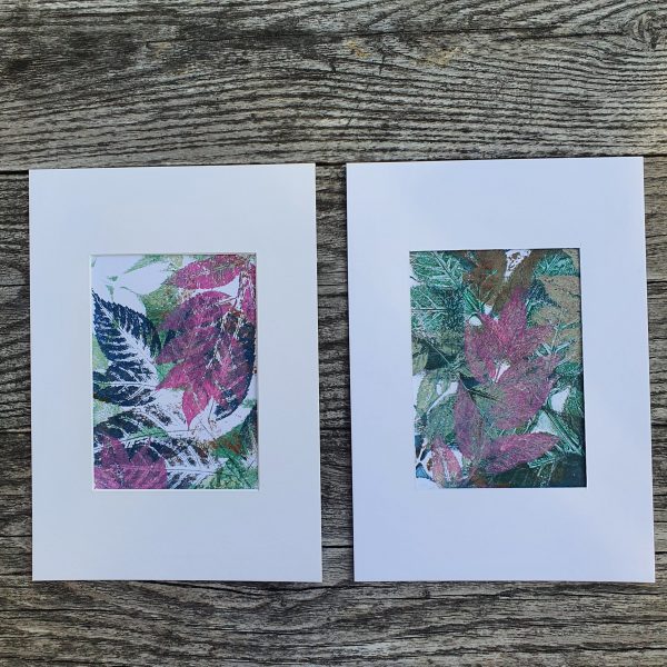 2er SET Herbstblätter in blau und pink. Gelliart. Druck auf der Gelplatte in Acryl