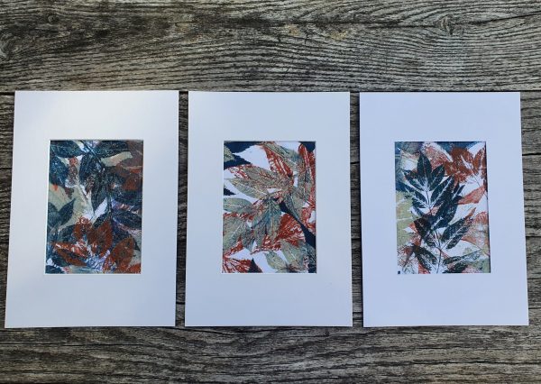3er SET Herbstblätter in Rostbraun. Gelliart. Druck auf der Gelplatte in Acryl